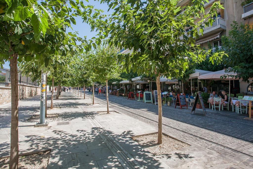 Elegant And Safe Gold And Blue Apartment Walk To Acropolis Athen Eksteriør billede